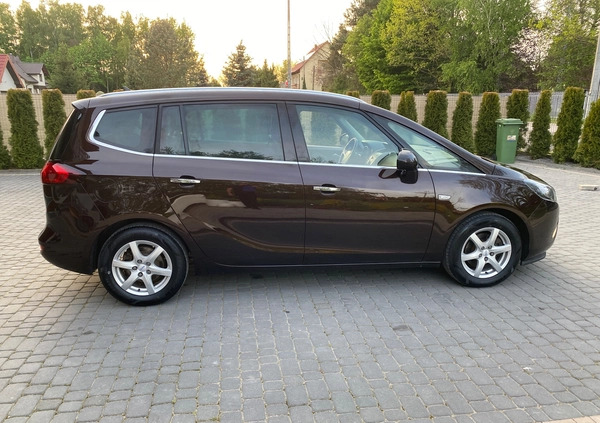 Opel Zafira cena 37900 przebieg: 203000, rok produkcji 2012 z Kielce małe 781